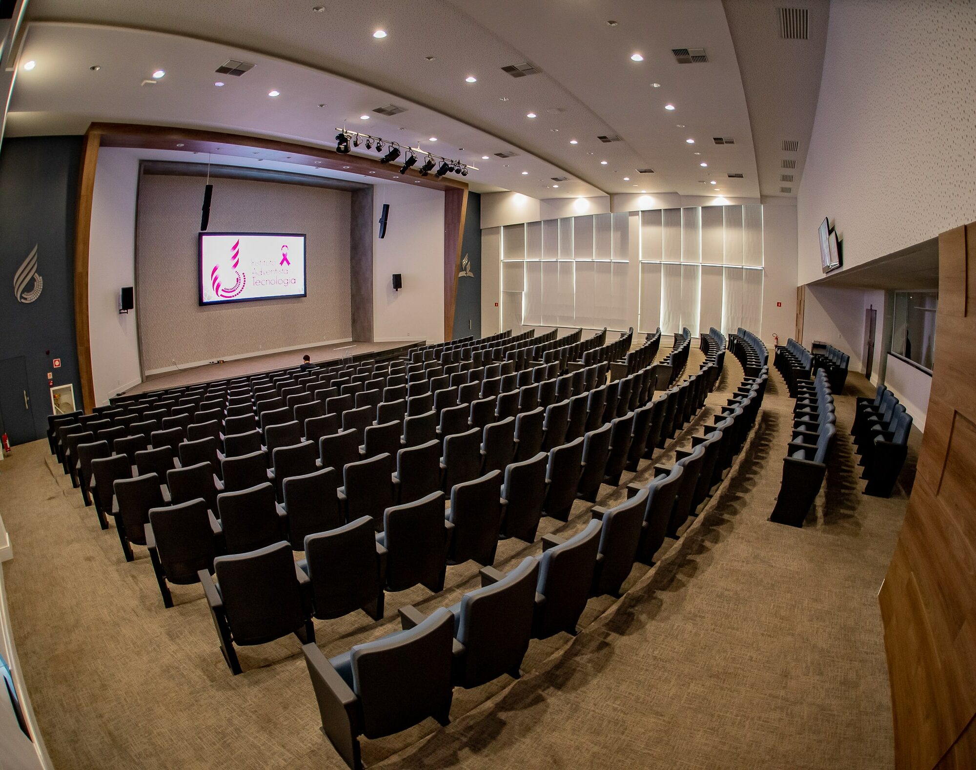 EDU_4087-min EDU_4087-min